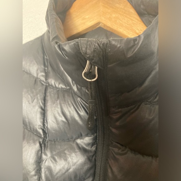 Marmot 800 FILL Womens Small Goose down filled puffer vest black zipper pockets - Picture 4 of 10